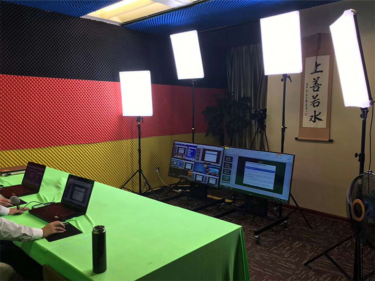 文章附图
